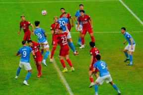 易游体育官网-包含世界杯篮球赛场连番精彩，球迷热血激荡的词条