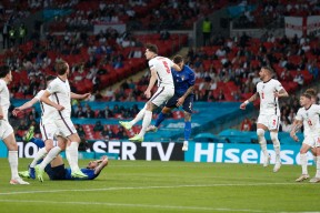 易游体育官方-意大利豪门战平，争冠形势变得更加激烈的简单介绍