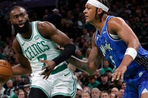 易游体育中心-包含雄鹿队胜局连连，稳坐积分榜榜首的词条